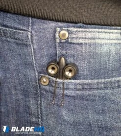 BaliYo By Spyderco Pen Butterfly Flipper (Black) 8 BaliYo By Spyderco Pen Butterfly Flipper (Black) -CRKT Sales Store BaliYo by Spyderco Pen Butterfly Flipper Black BHQ 4501 kp in pocket web