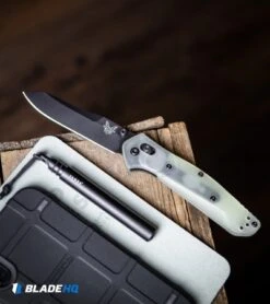 Benchmade 940 Osborne AXIS Lock Knife Natural G-10 (3.4" Black M4) -CRKT Sales Store Benchmade 940 Osborne AXIS Lock Knife Natural G 10 Black M4 BHQ 114142 kp crate web