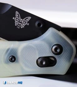 Benchmade 940 Osborne AXIS Lock Knife Natural G-10 (3.4" Black M4) -CRKT Sales Store Benchmade 940 Osborne AXIS Lock Knife Natural G 10 Black M4 BHQ 114142 kp gmc pivot web